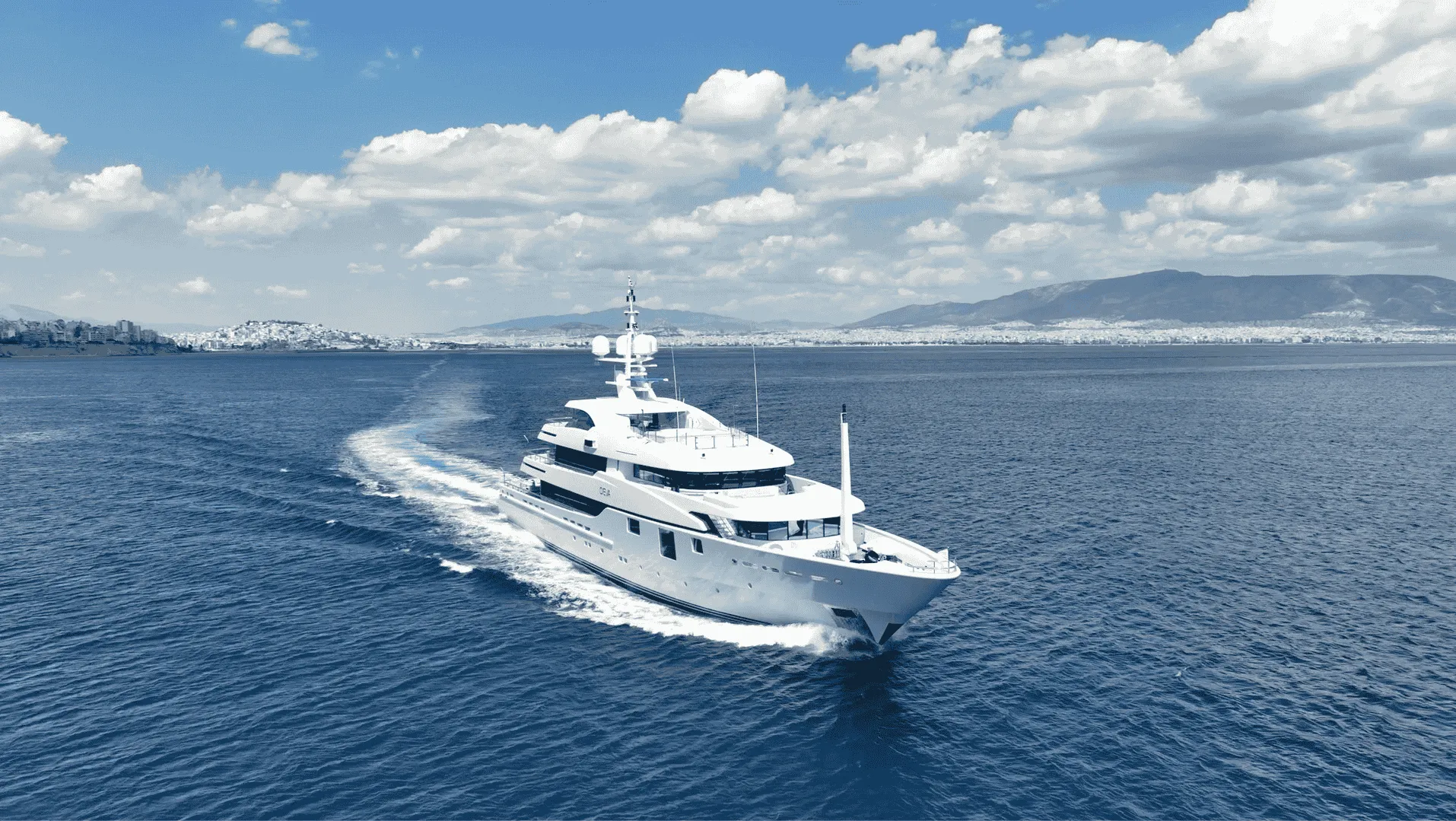 Yacht 1