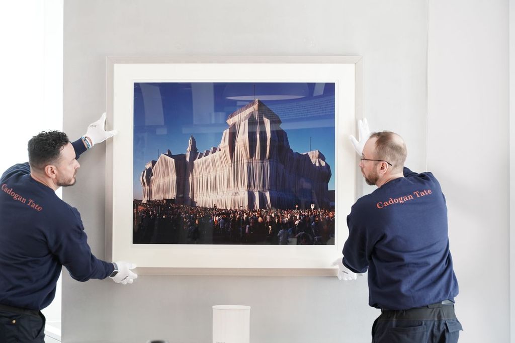 CadogenTate FineArtInstallation WhiteGlove